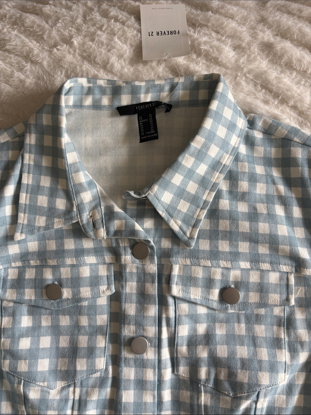 Forever 21 Women’s Light Blue Plaid Crop Button Up